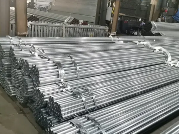 tubería galvanizada en caliente,distribuidor de tubería de acero galvanizada en caliente,tubería de acero galvanizada en caliente